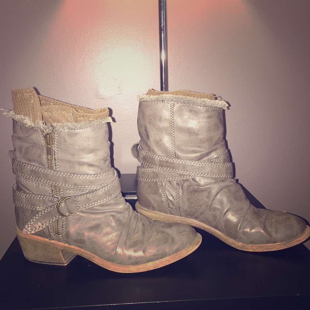 Grey American rag ankle boots